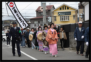 町衆…揃って義士まつり