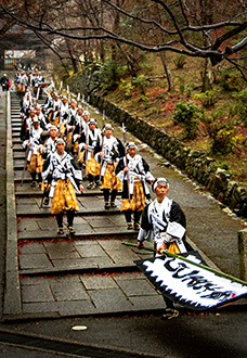 西尾 友子「道はひとすじ」